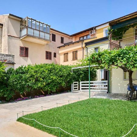 Apartman Ema Novigrad  Bagian luar foto